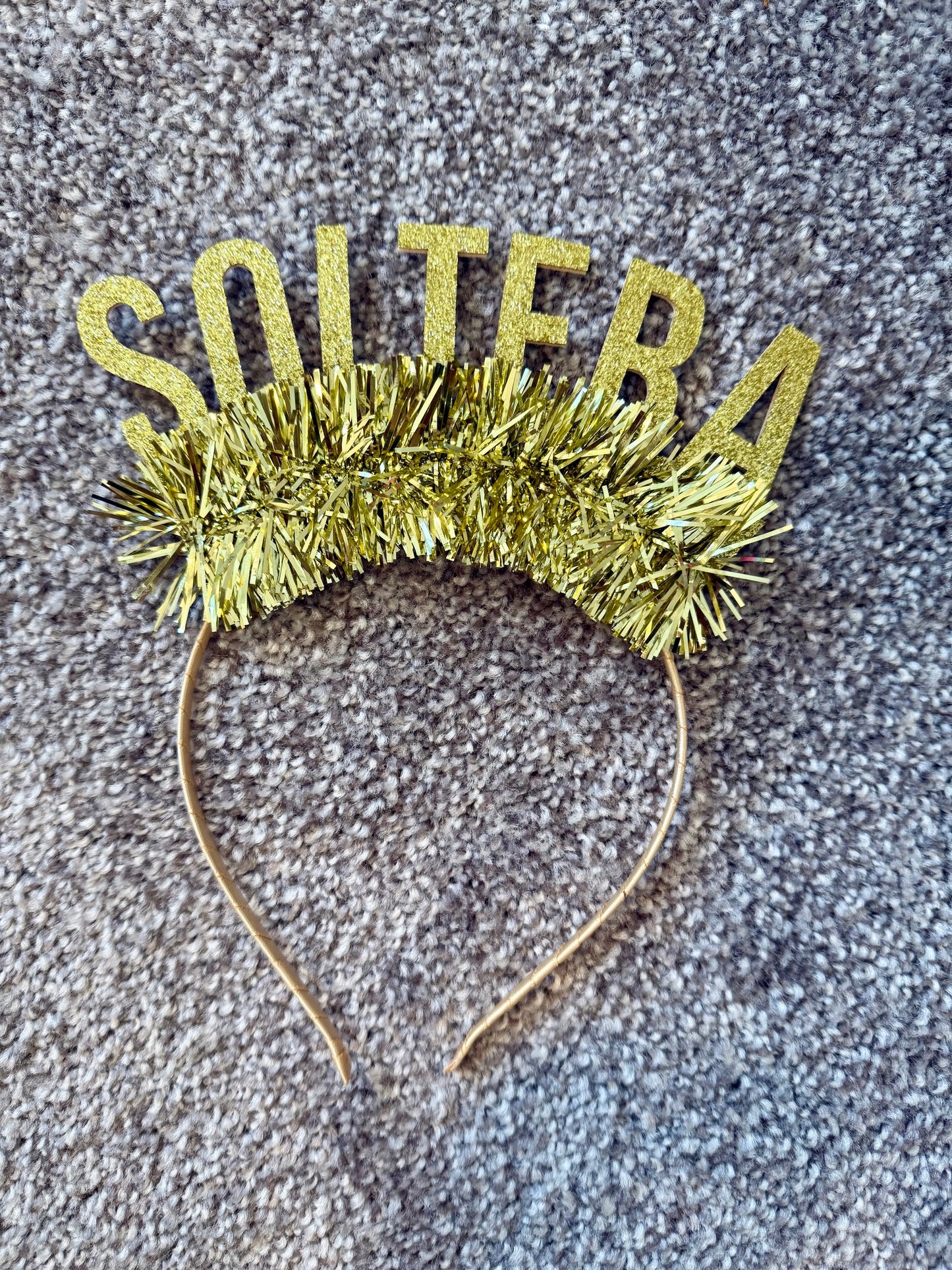 Soltera Glitter Headband – Fun Party Crown for Concerts, Girls’ Night, or Bachelorette Vibes!